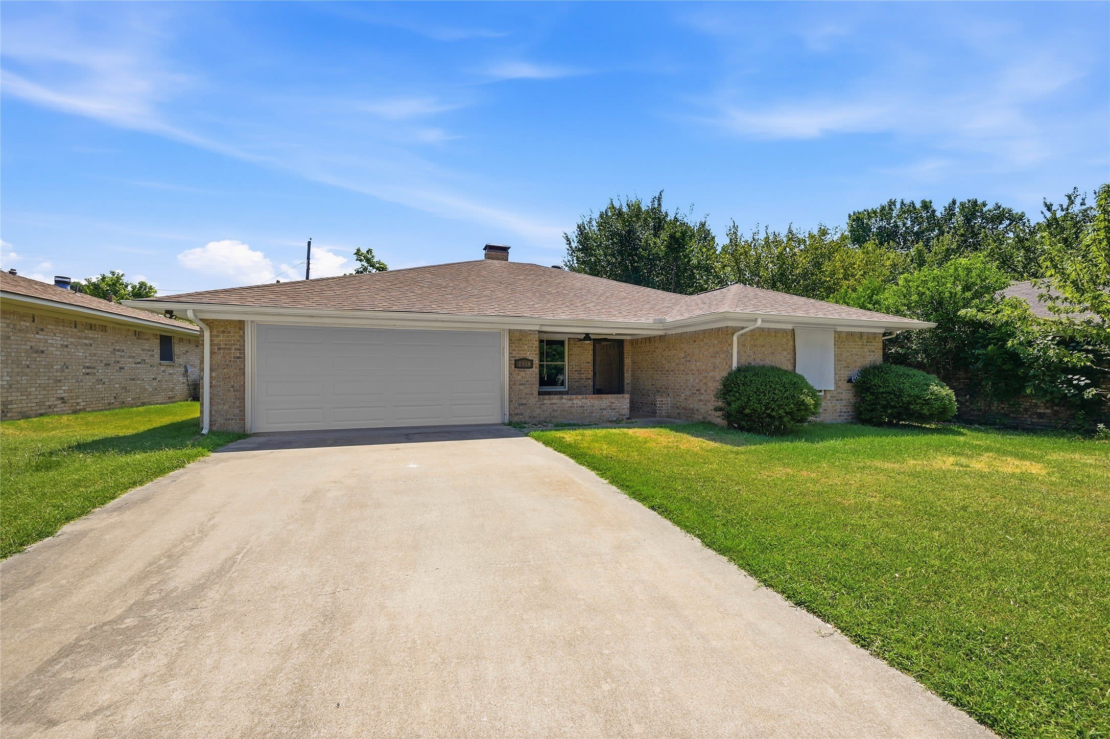 1908 Paula Drive – photo 2