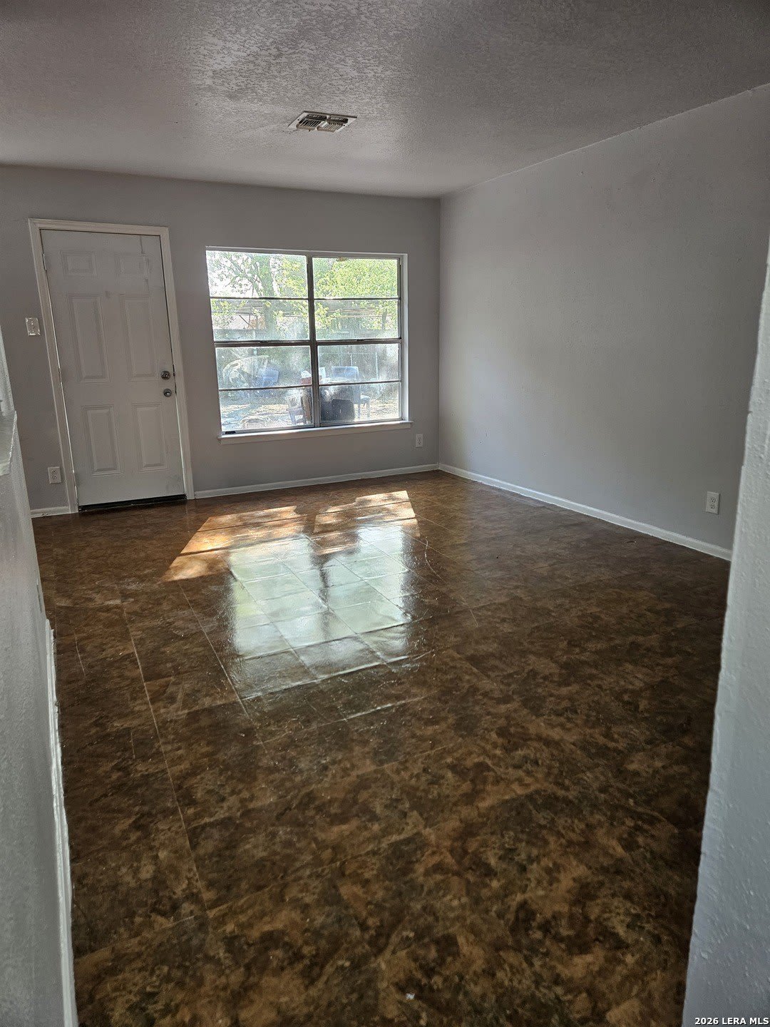 8635 PAINTED TEEPEE ST – photo 2