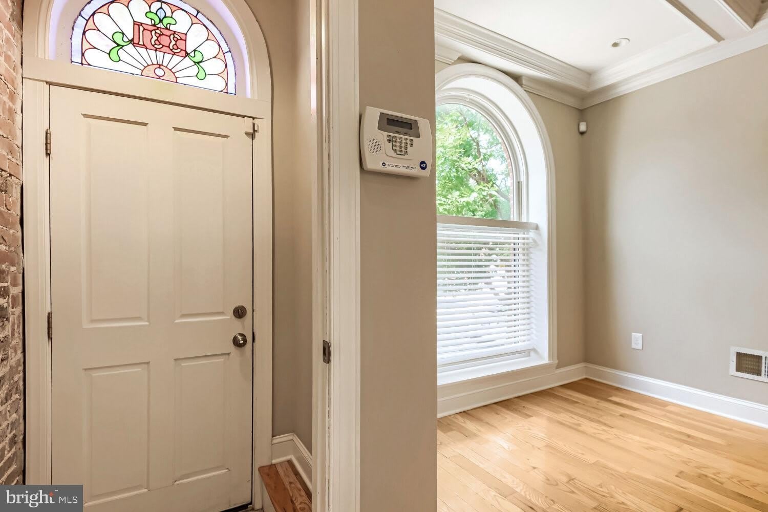 331 S EAST Avenue – photo 5