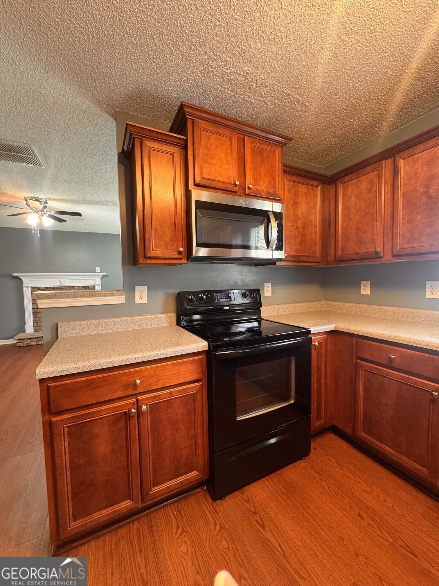 4011 Village Main Street – photo 5