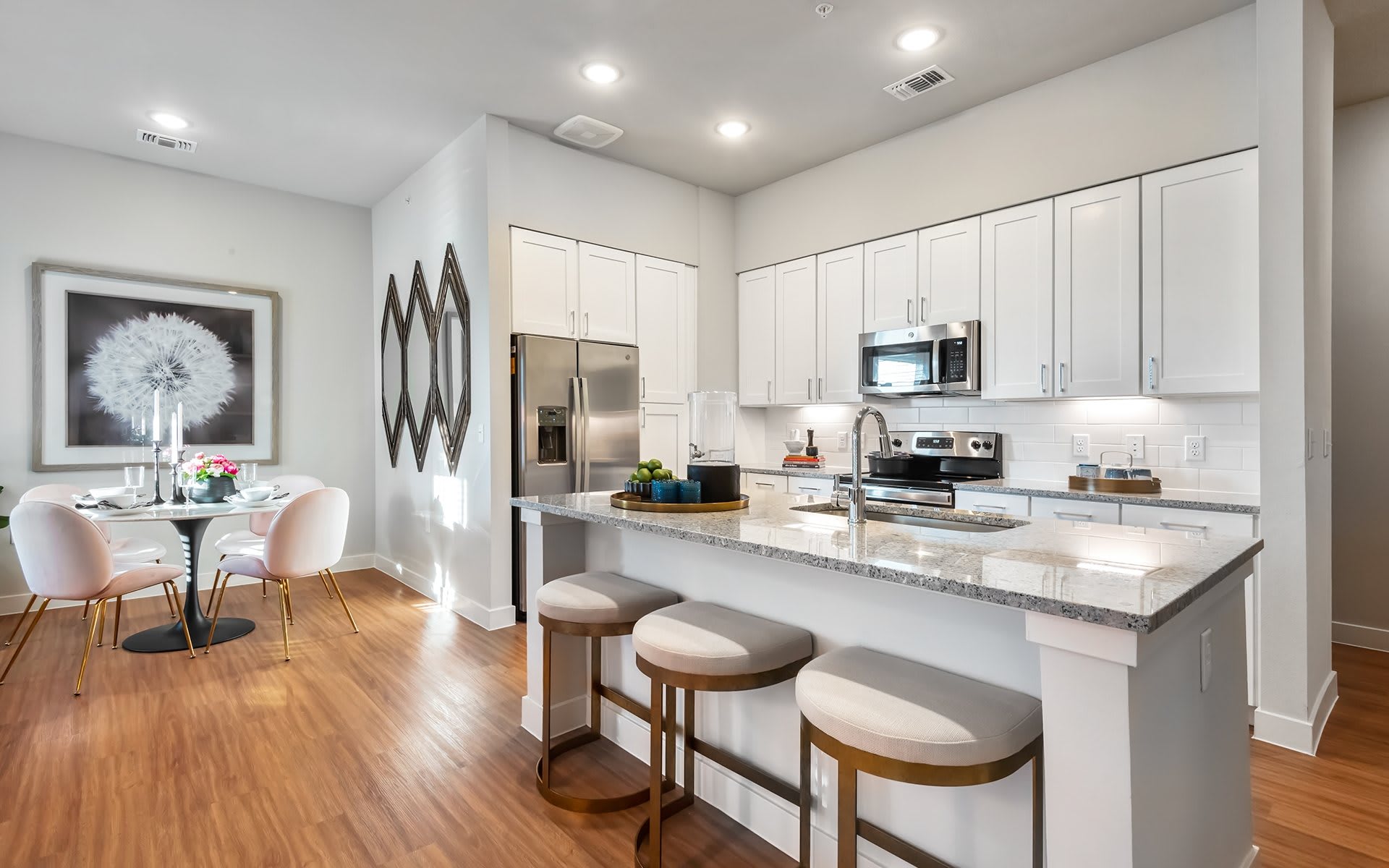 The Marian Condominiums – photo 1