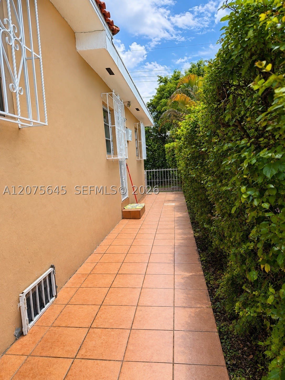 6488 SW 25th St – photo 5