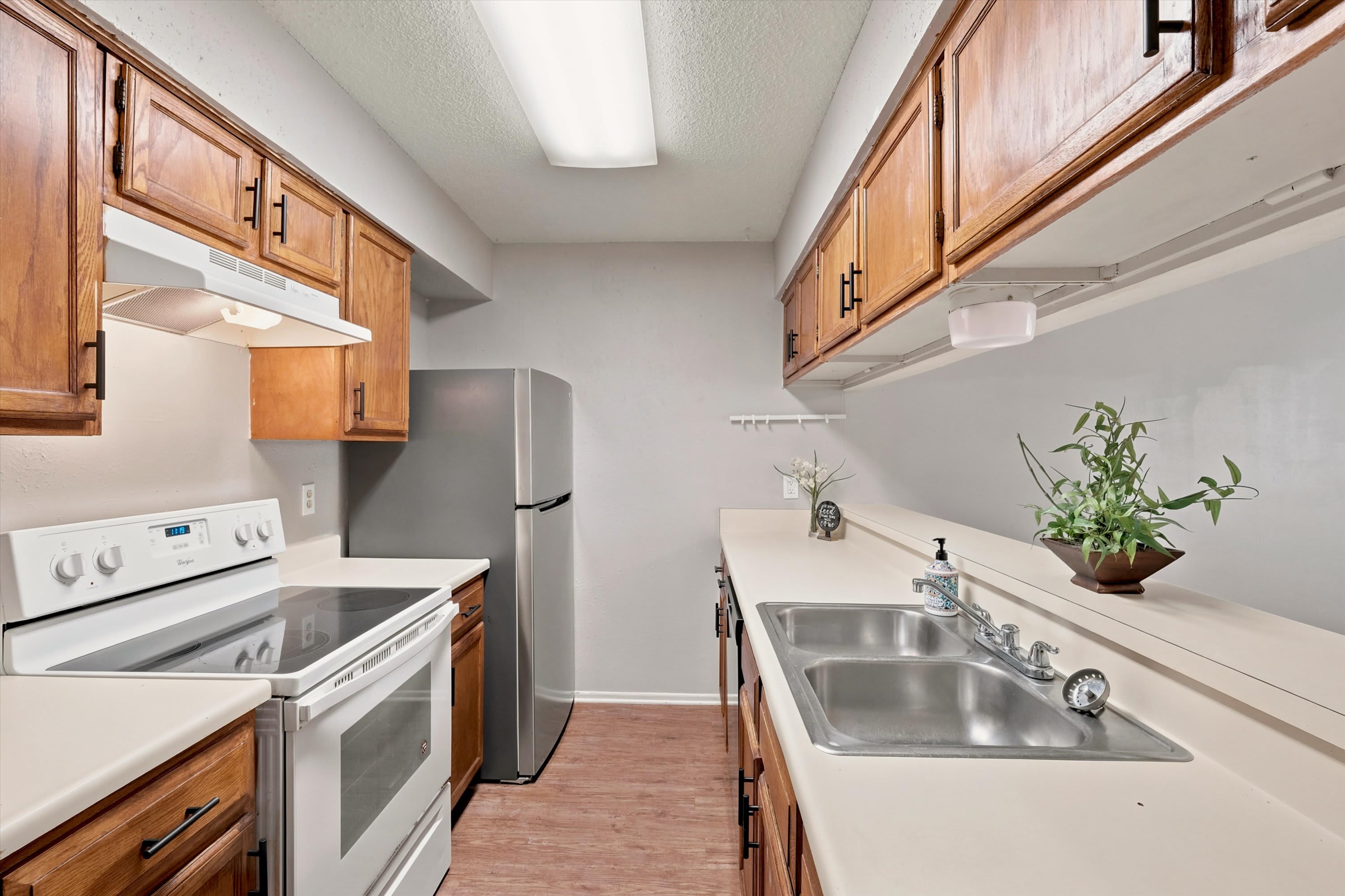 11136 El Sendero Street – photo 5