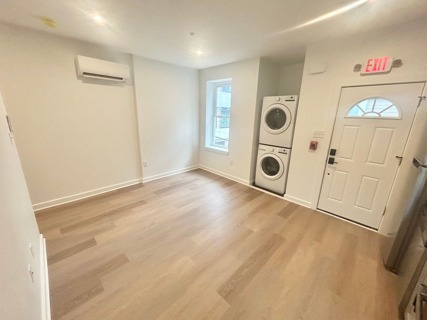 2725 W GIRARD Avenue – photo 5