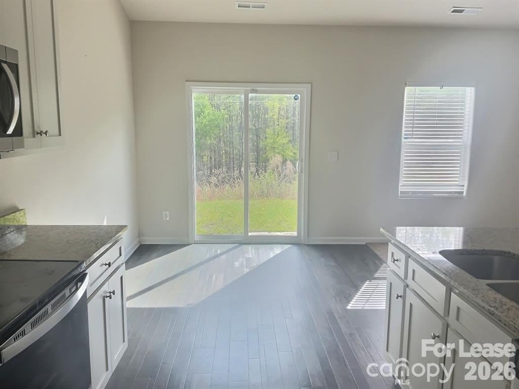 2112 Lanza Drive – photo 3