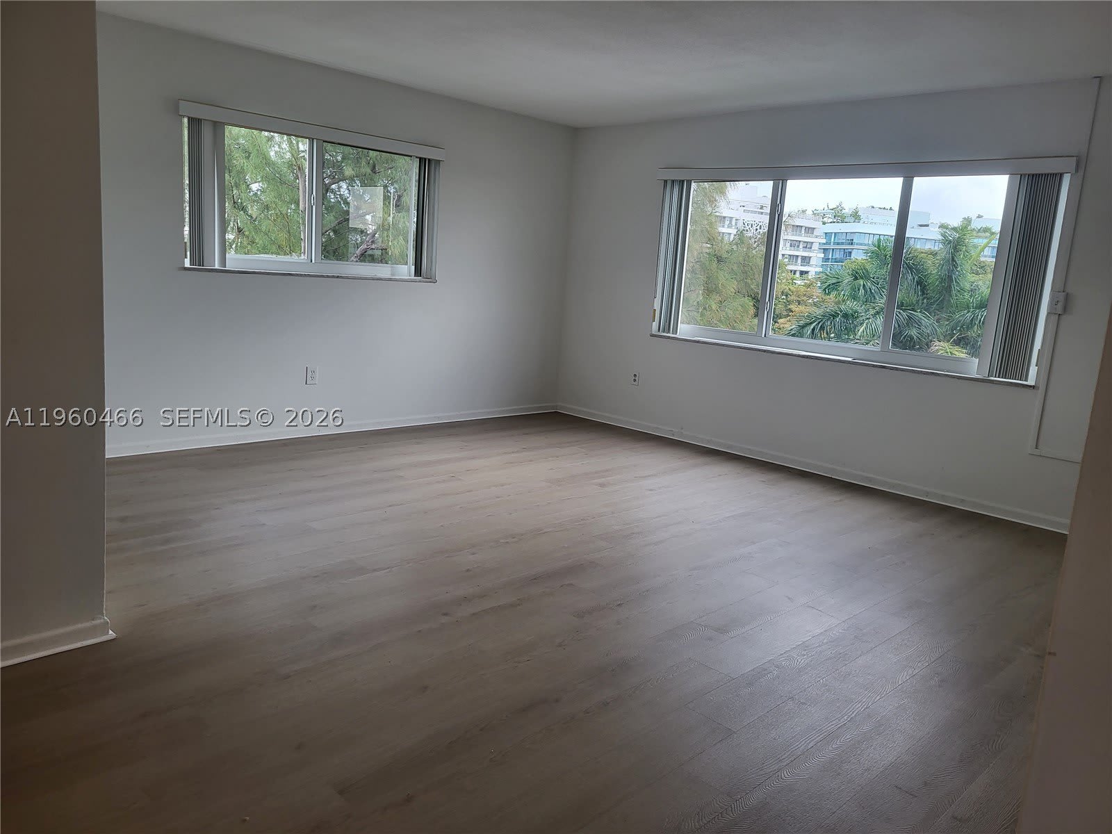 1020 94th St – photo 2