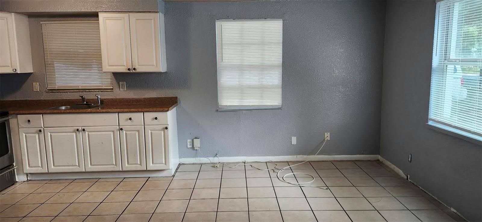 9809 N Jasmine Avenue – photo 5