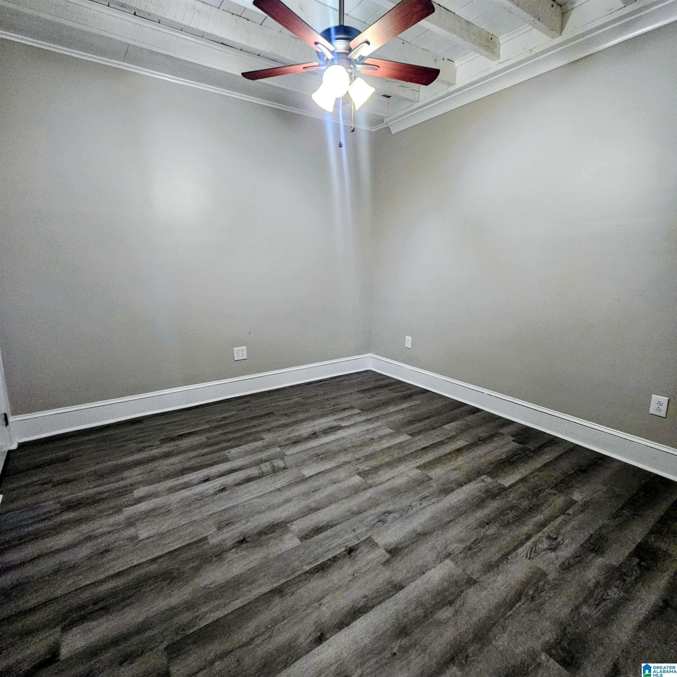 711 E 7TH STREET – photo 4