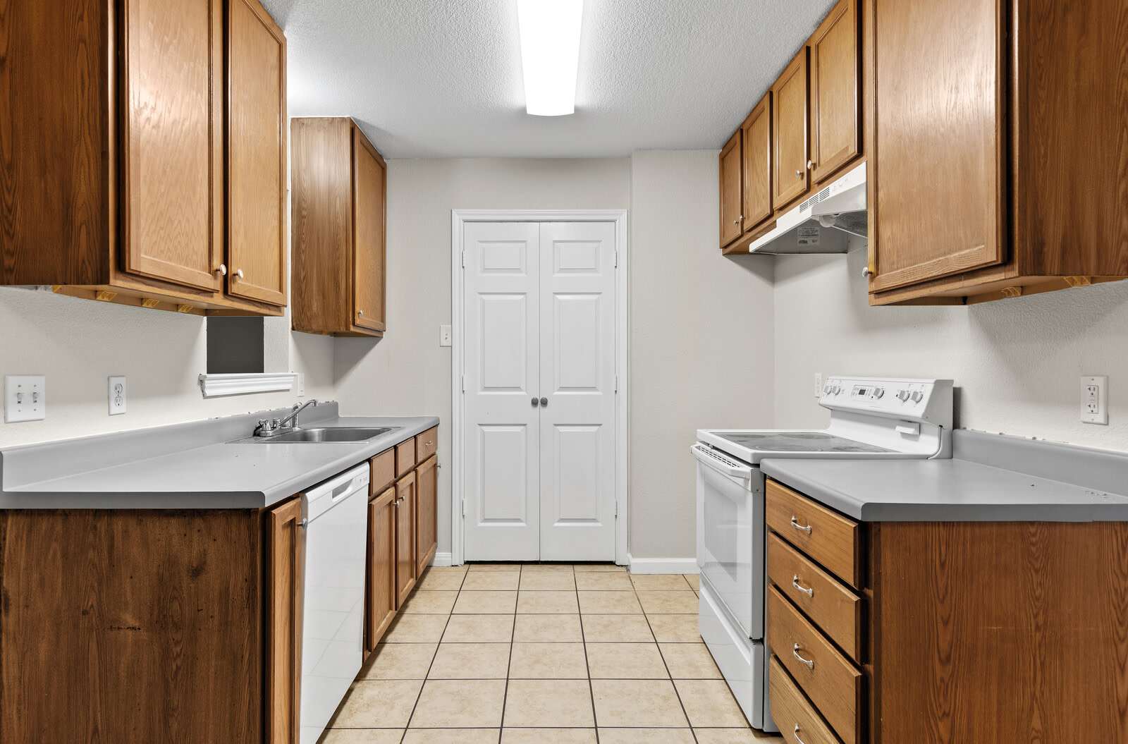 217 East Craven Avenue Unit A – photo 5
