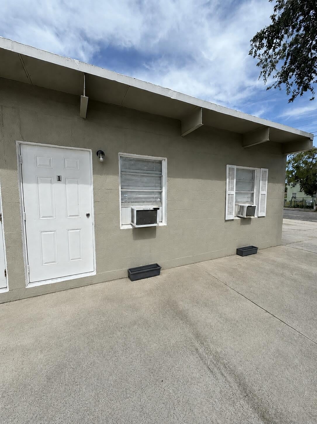 620 20th Street – photo 1