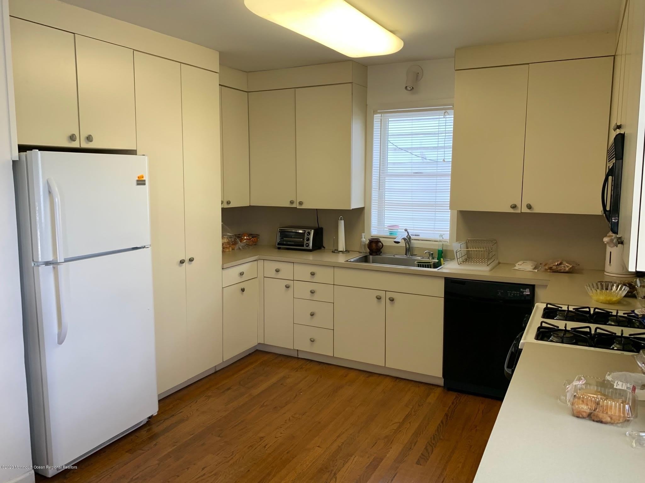 9 Wyckoff Street – photo 4