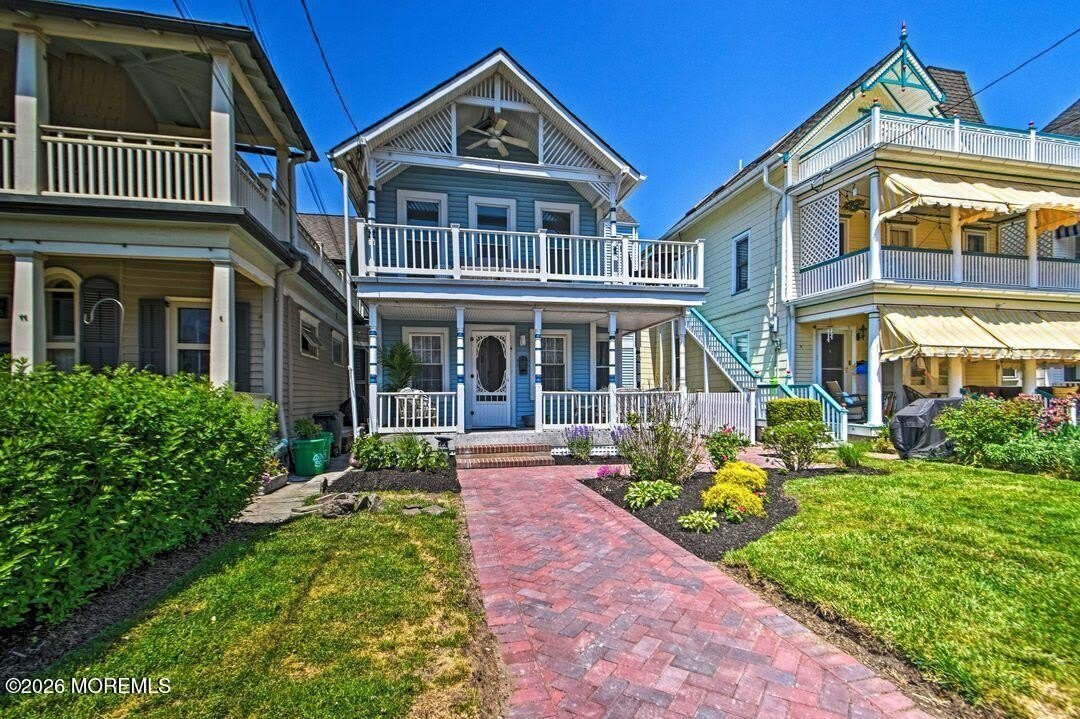 13 Atlantic Avenue – photo 2