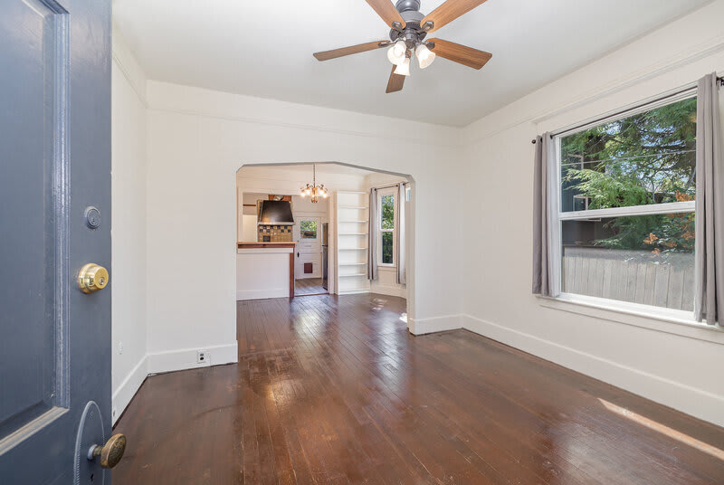 4406 6th Ave NW – photo 2