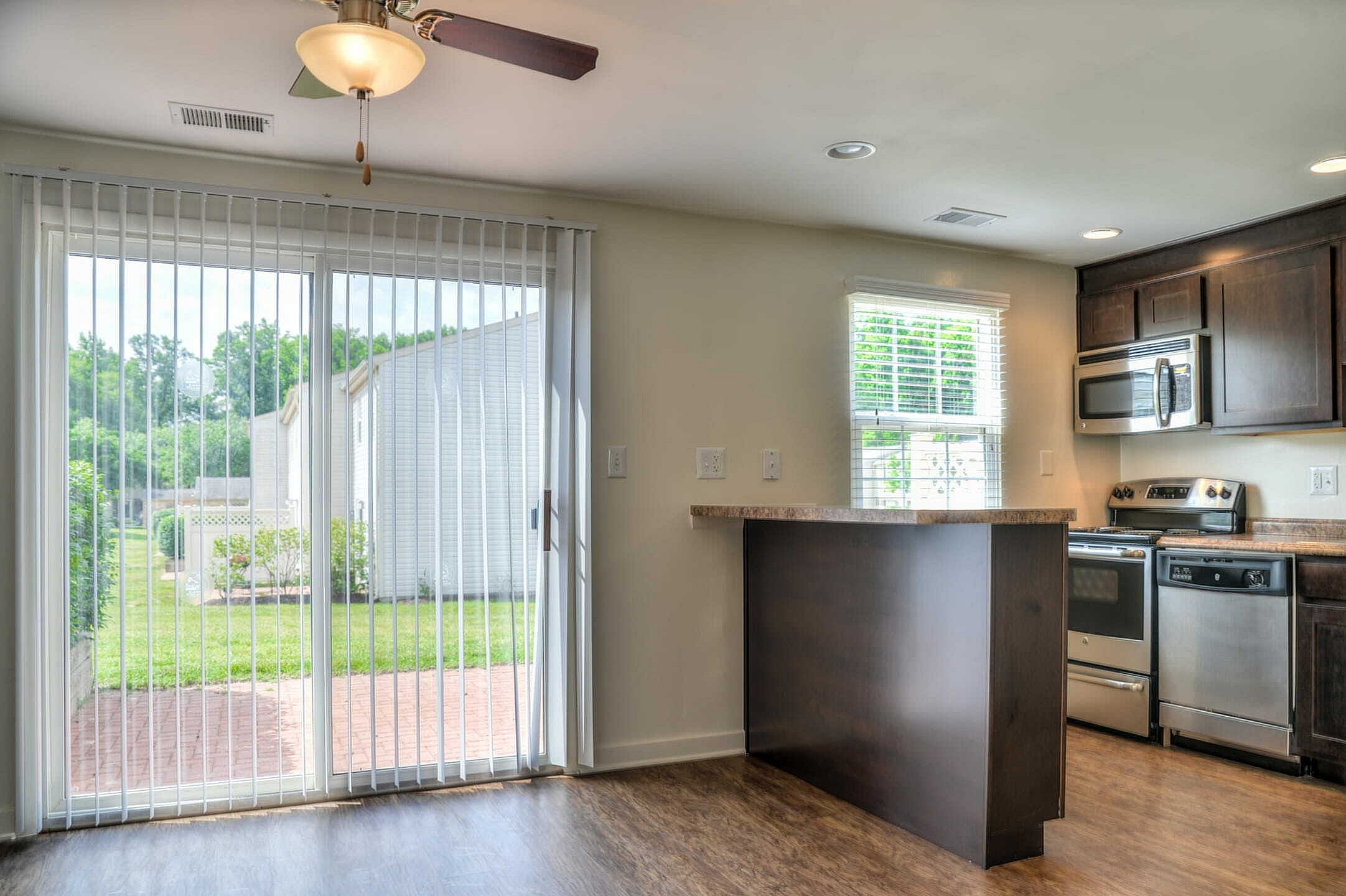 Lake Village Townhomes – photo 5