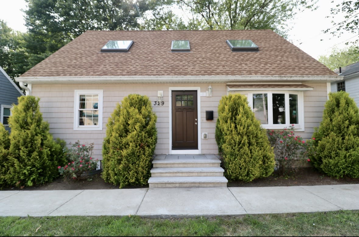 329 Bridge Street – photo 2