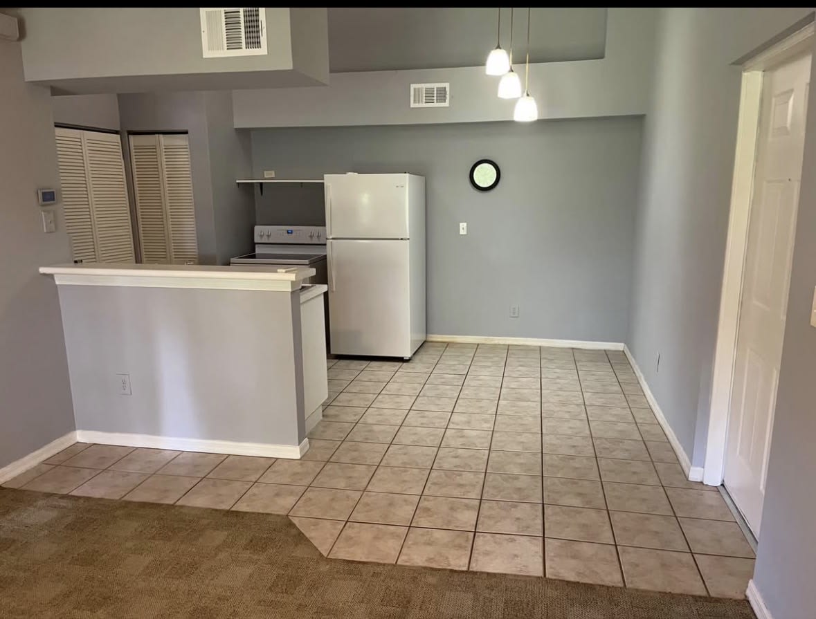 27075 Matheson Avenue – photo 5