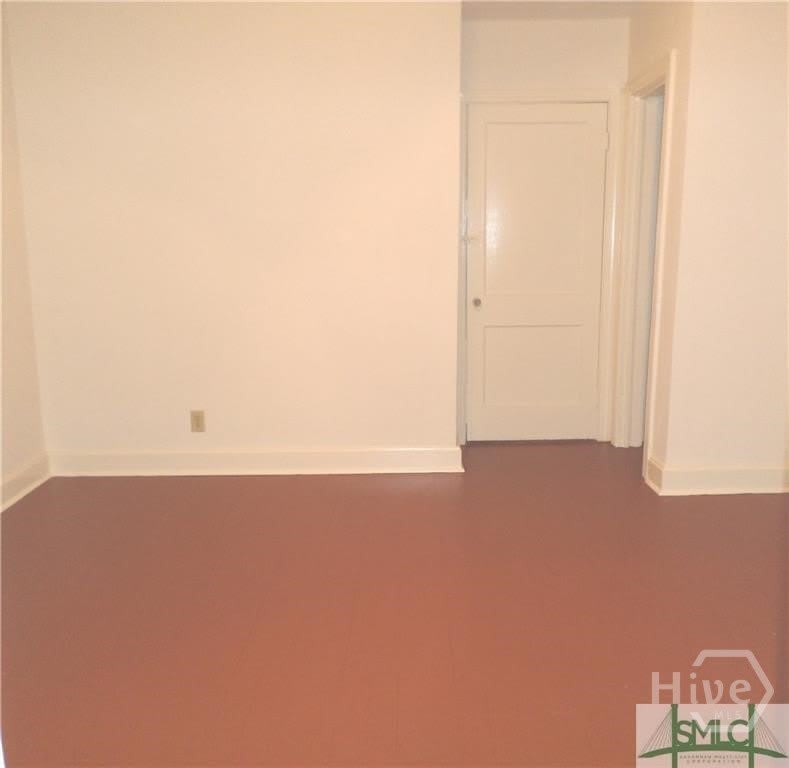 2302 E 40th Street – photo 5