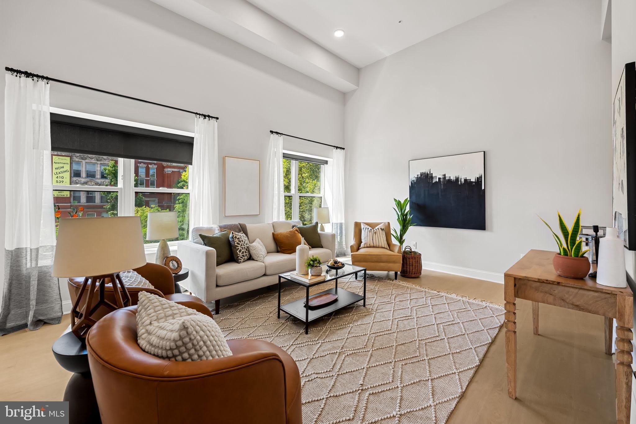 600 N HOWARD Street – photo 2