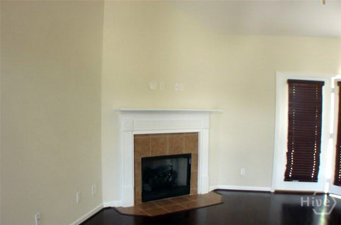 216 CARLISLE Way – photo 3