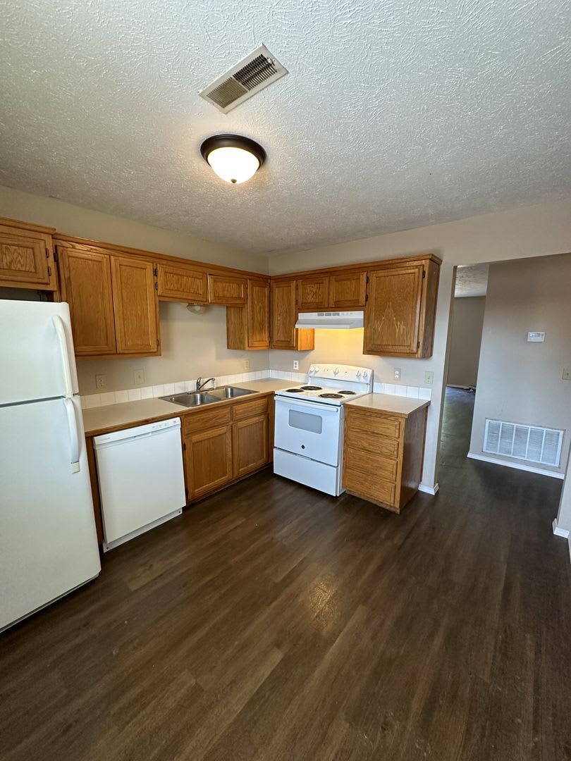 121 Elm St #1-4 – photo 5