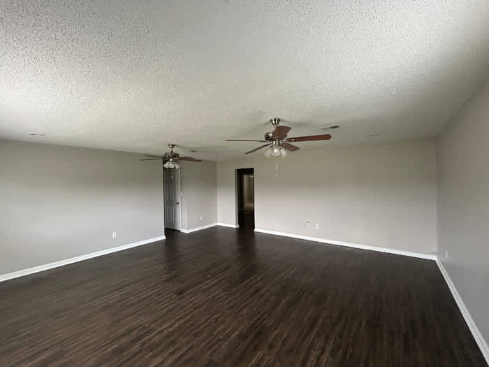 7449 Dunbarton Drive – photo 4