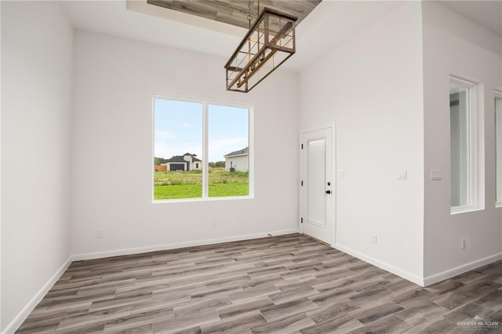 1010 Azalea Street – photo 5