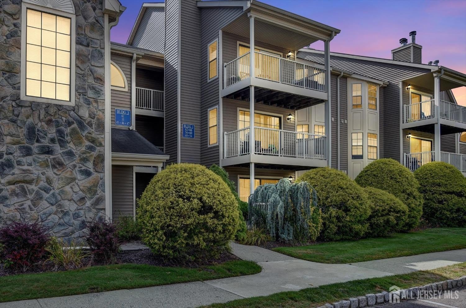 54 Lear Court – photo 1