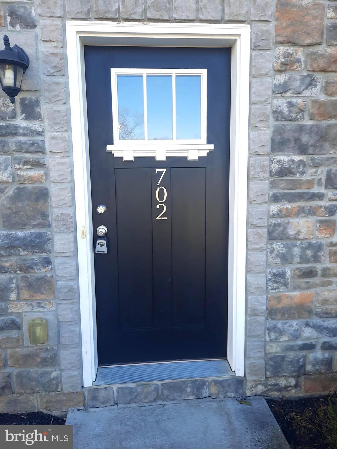 702 ADMIRALS QUAY Drive – photo 2