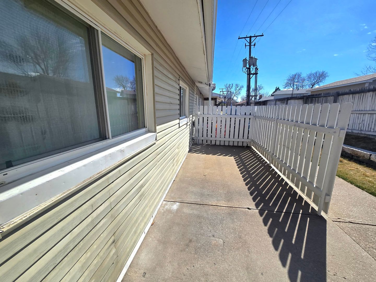706 2nd St – photo 2
