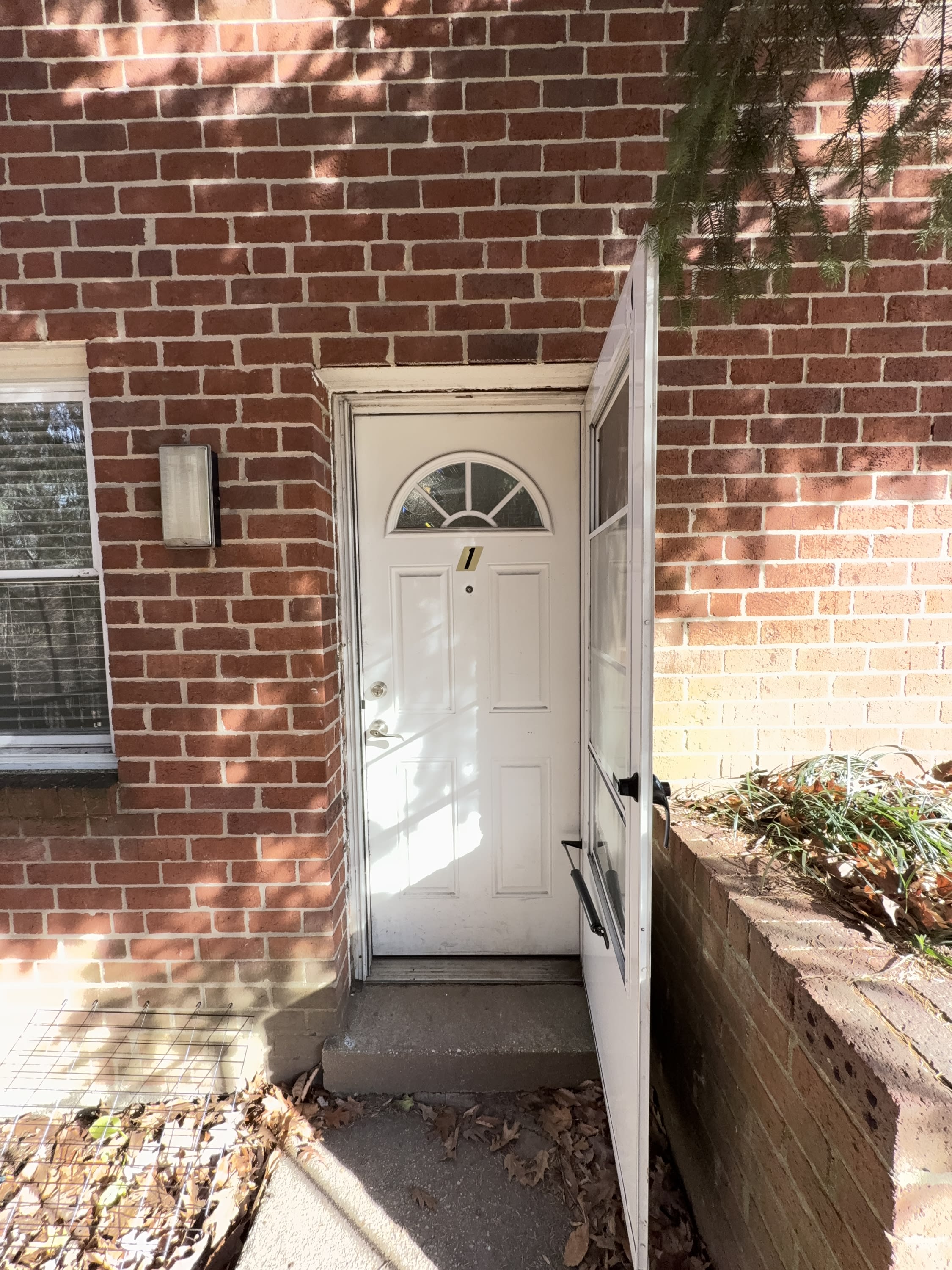 8316 Roanoke Avenue – photo 4