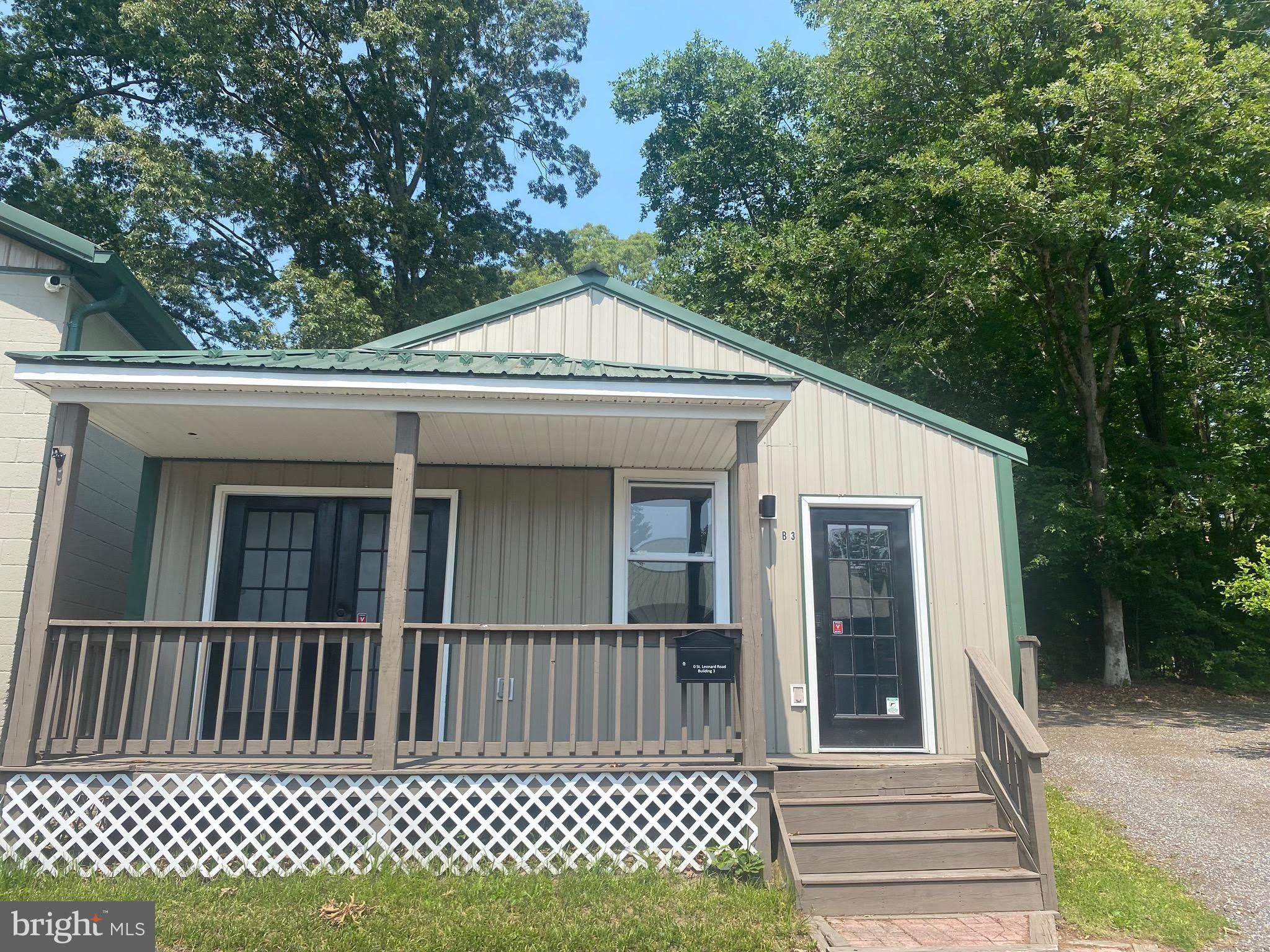 2970 Saint Leonard Road – photo 1