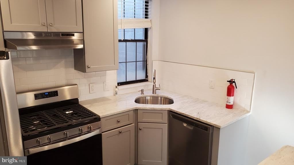 315 MONROE STREET – photo 3