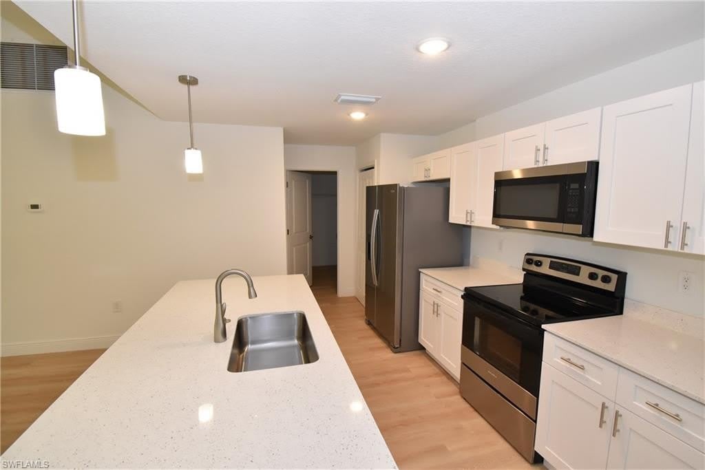 4668 Addley Ave – photo 2
