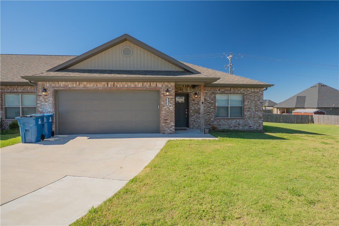 1723 Booker Circle – photo 1