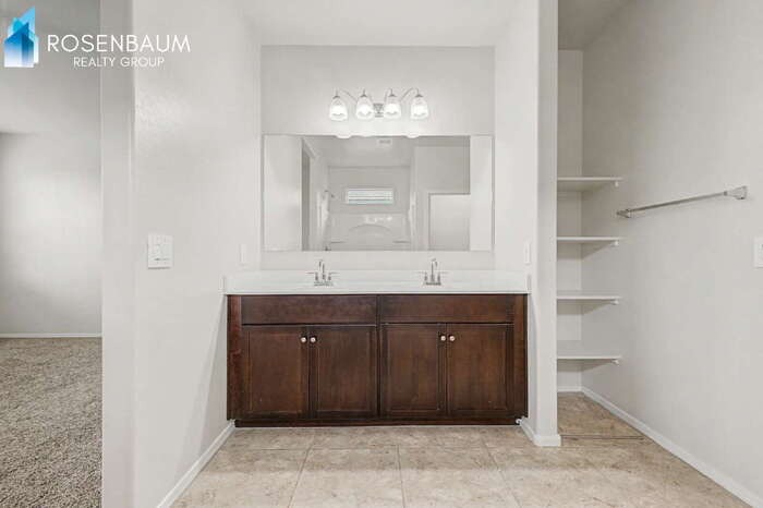 2431 South 46th Street – photo 2