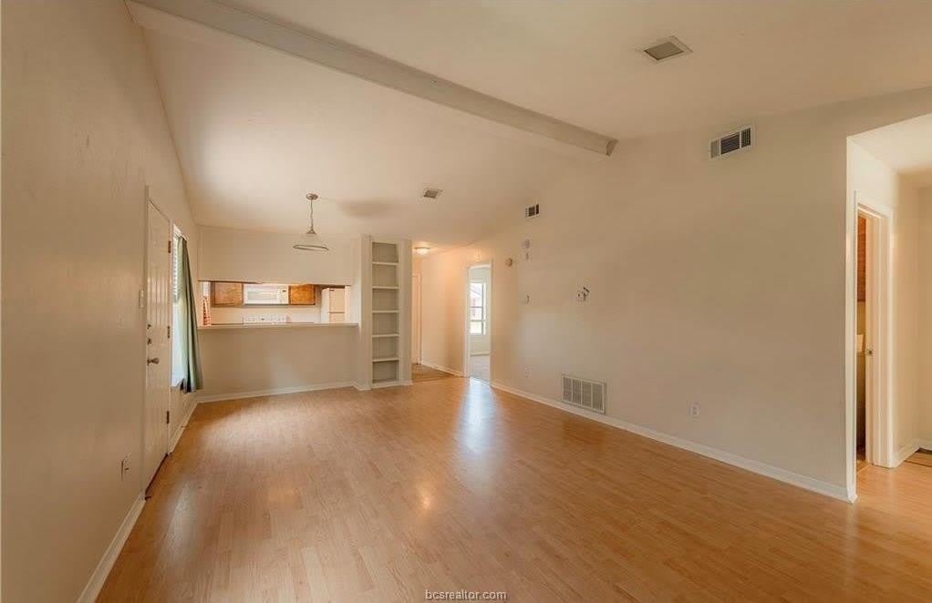 2515 Hickory Drive – photo 2