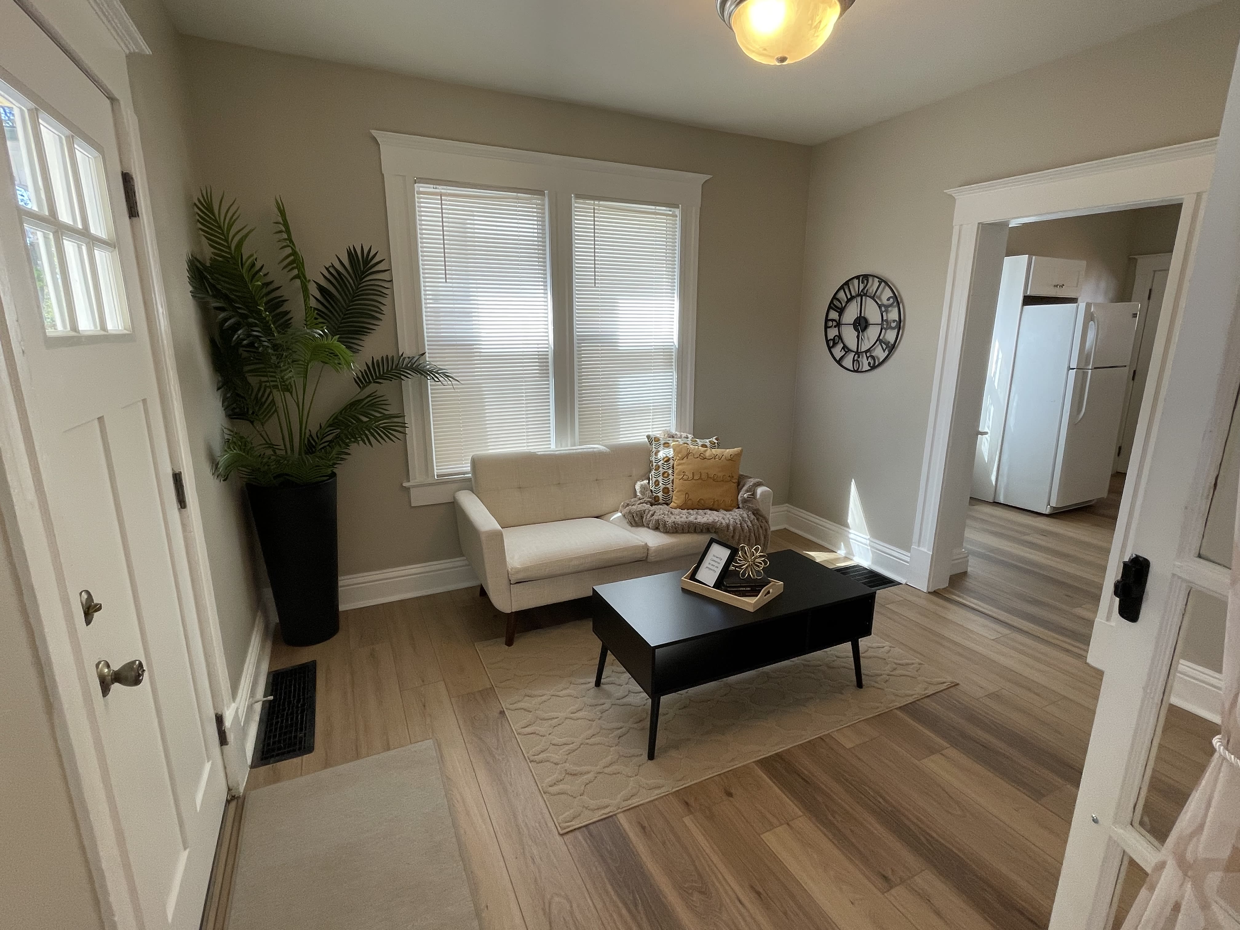 522 N Spruce St – photo 3