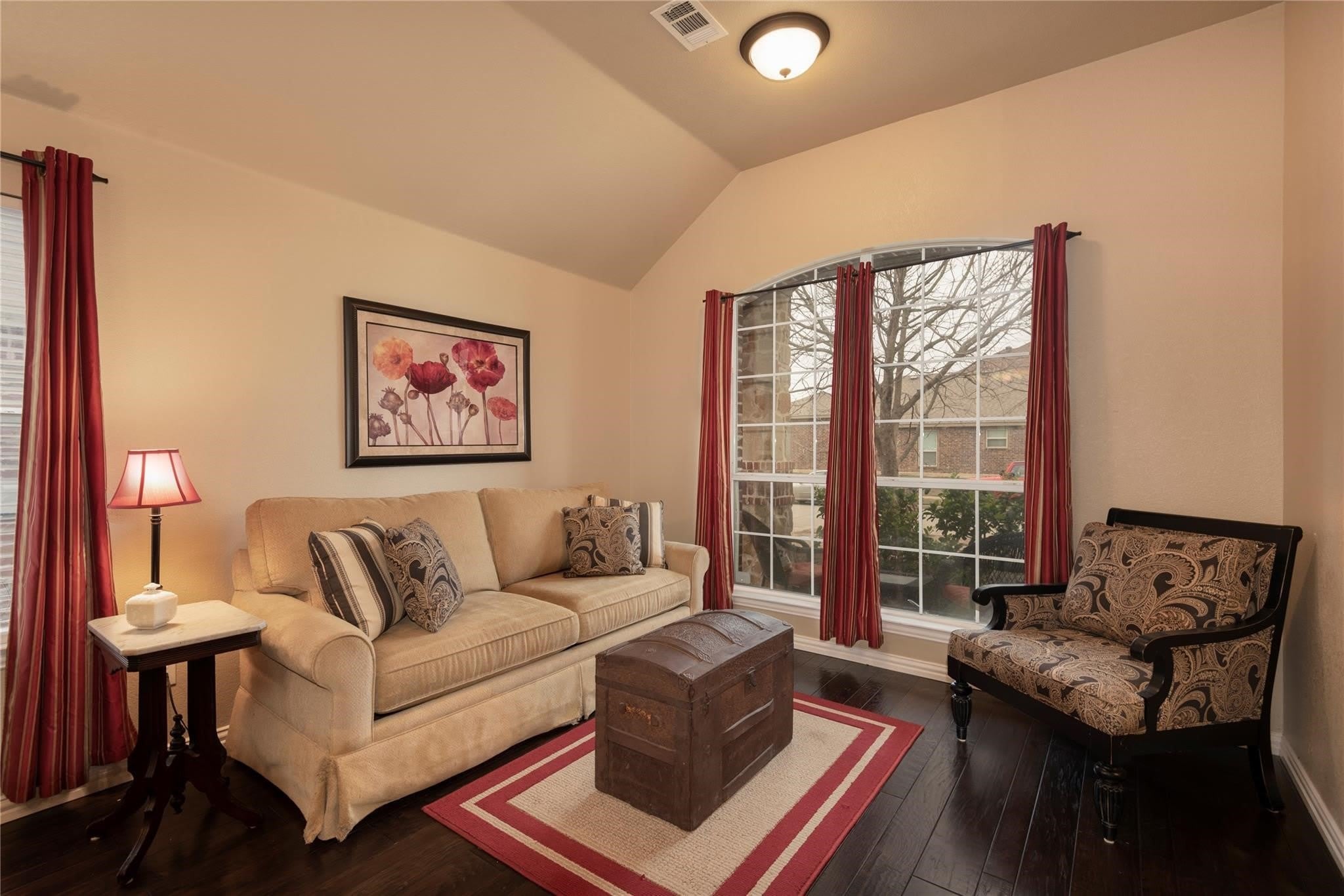 1010 Churchill Drive – photo 4
