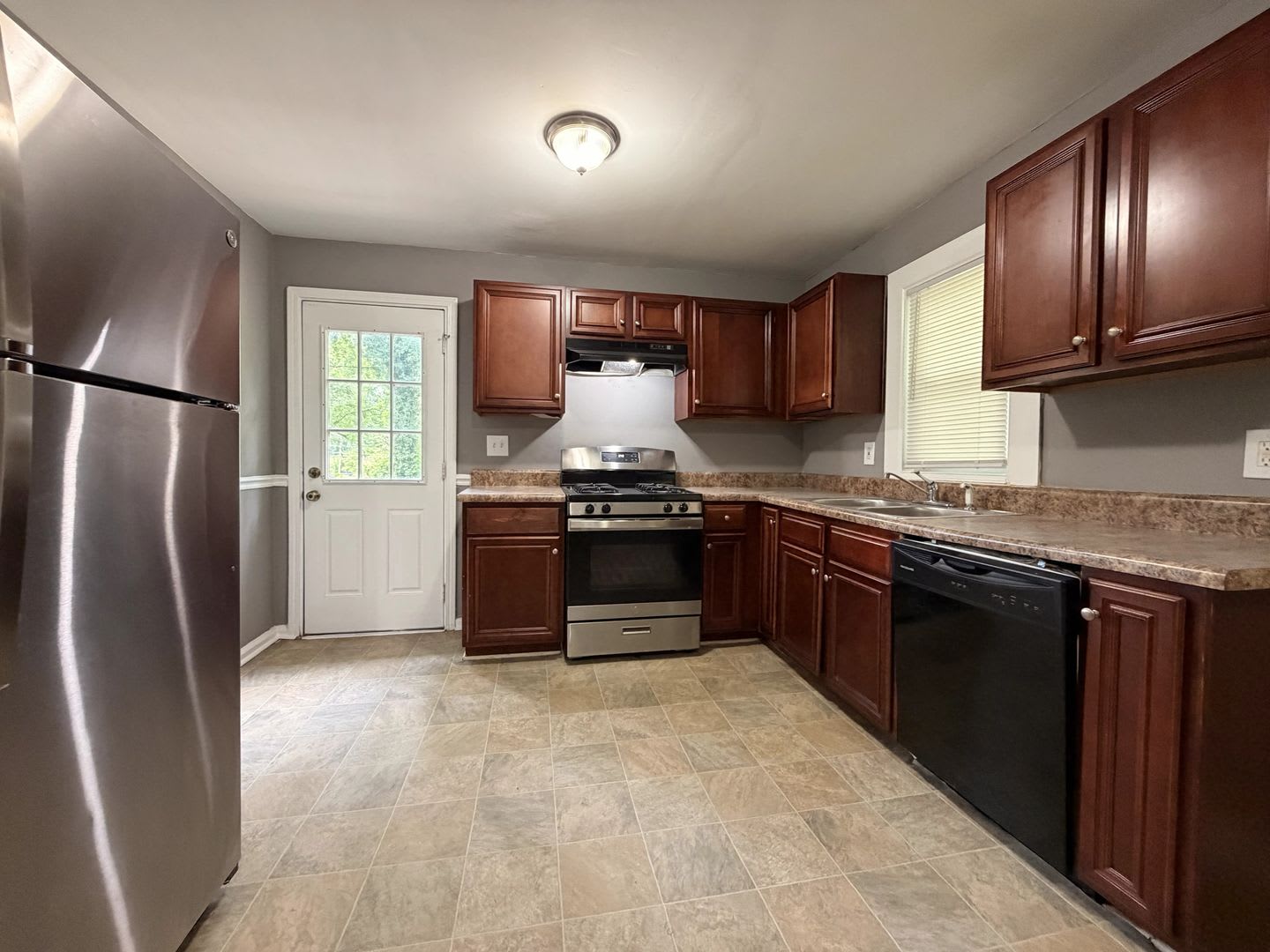 2 bed, 1 bath in Decatur! – photo 2