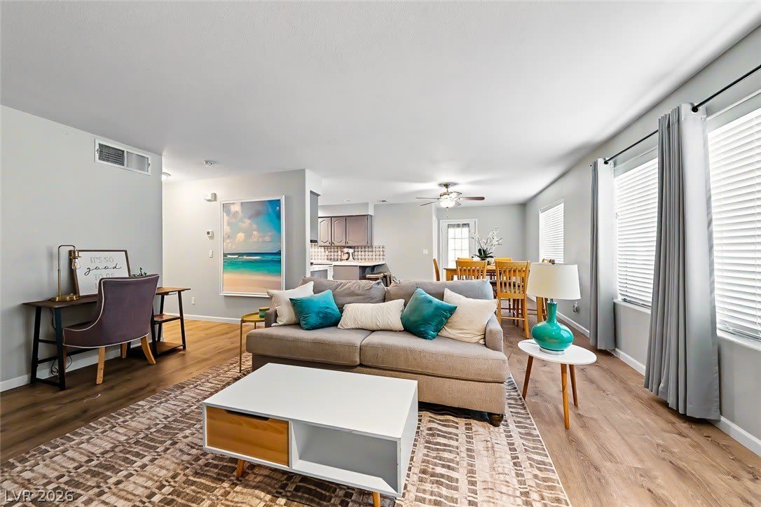 700 Capri Drive – photo 3