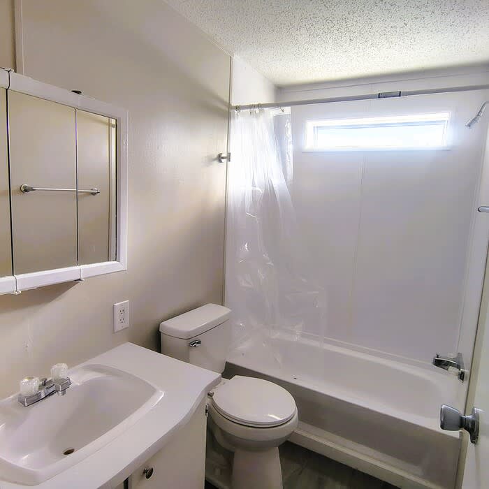 1900 Harper Drive – photo 4