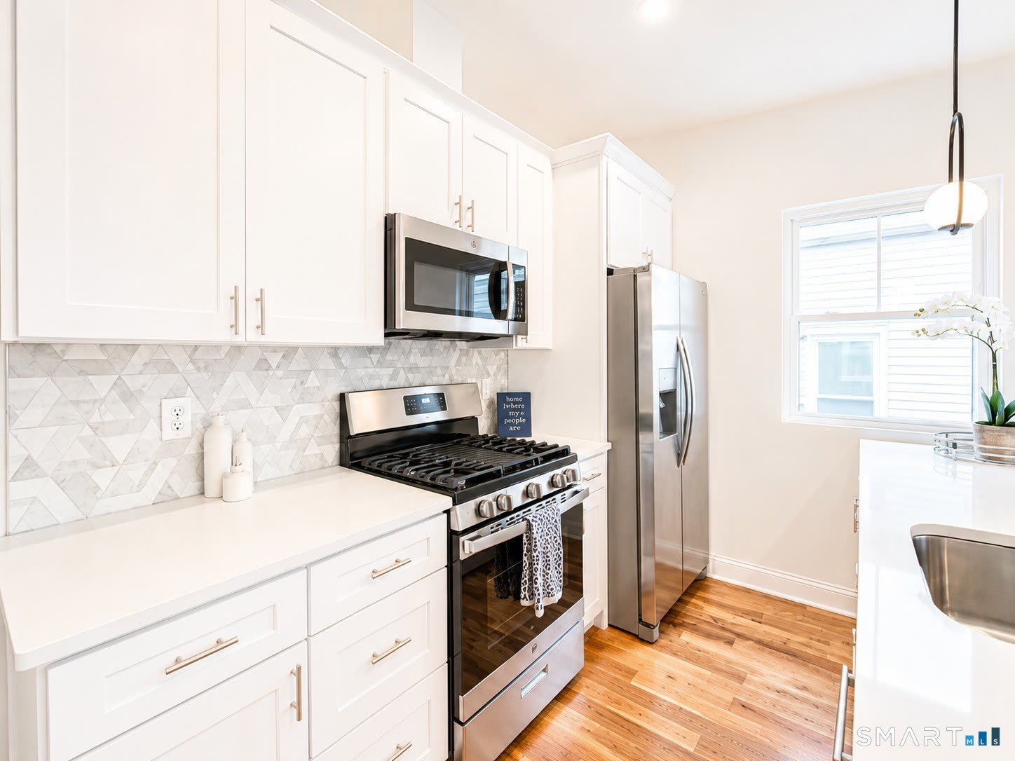 75 HENRY Street – photo 4