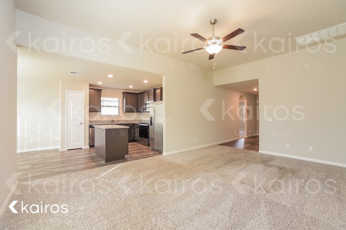 1004 Northwest 6th Street – photo 3