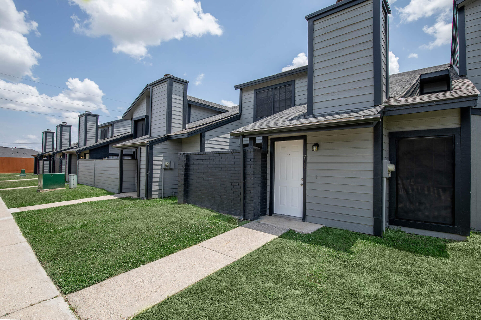 Blakemore Townhomes – photo 3