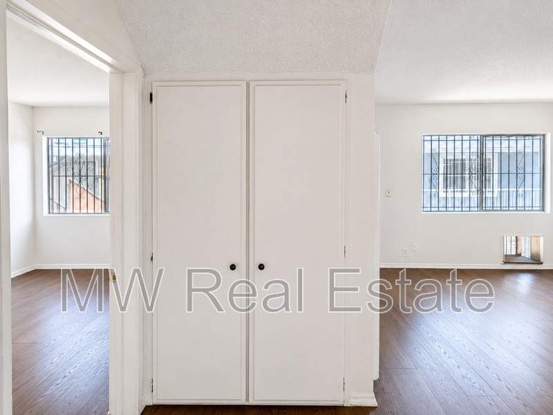 721 New Depot Street – photo 3