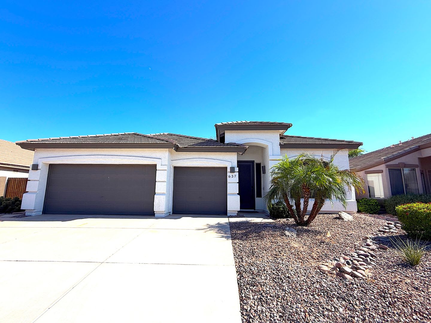 Price Improvement Chandler Home With Private Pool 3 Car Garage – photo 3