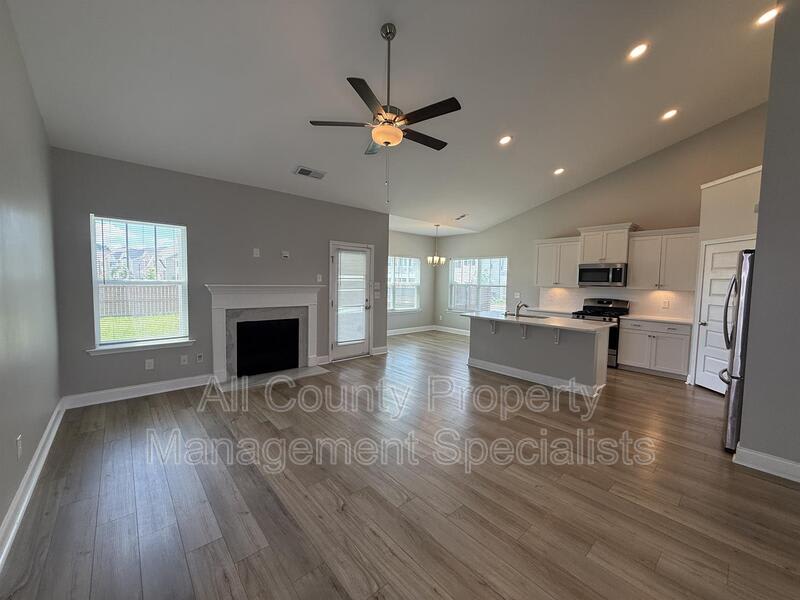 333 Underhill Dr. – photo 3