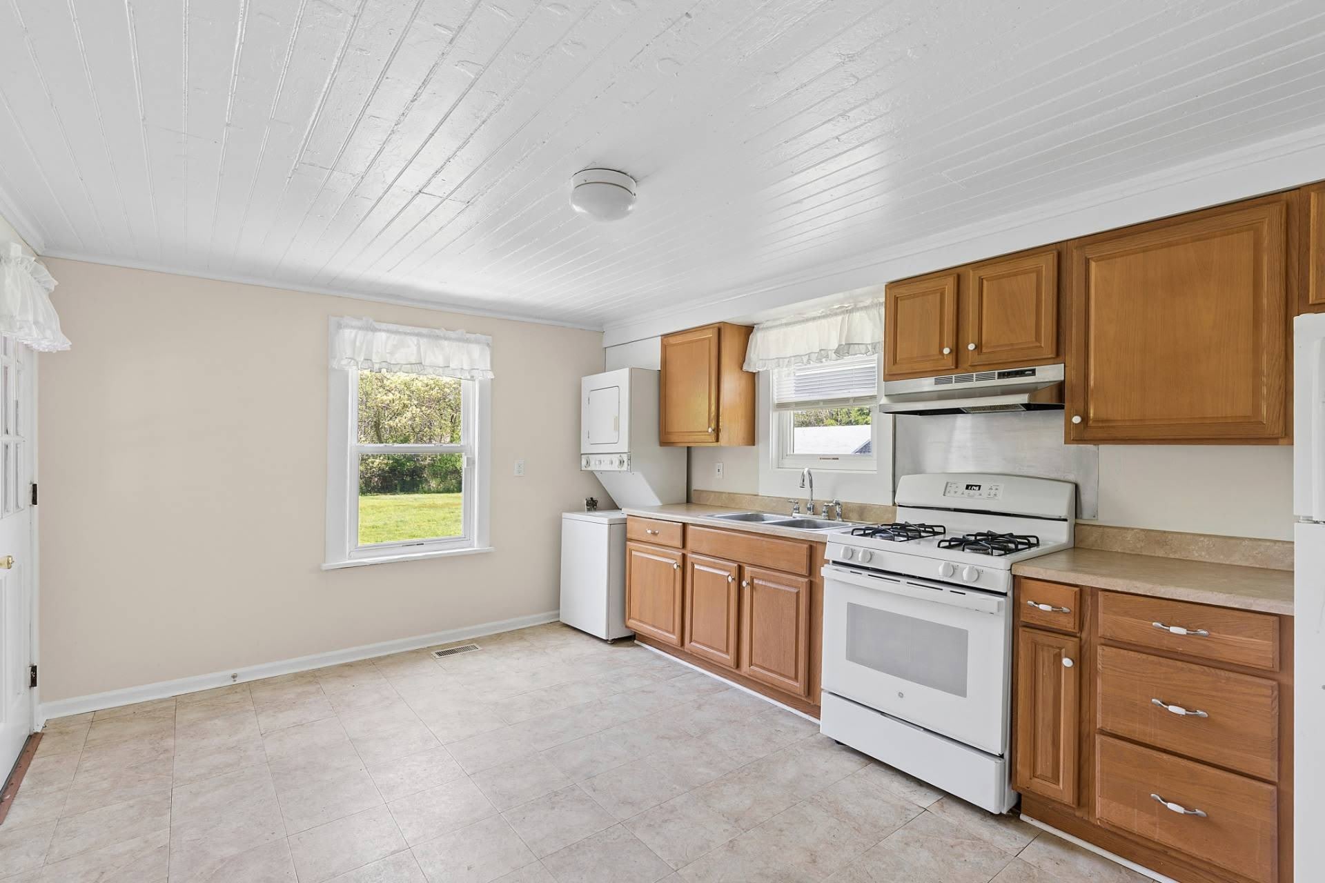 37 N Bishops Lane – photo 5