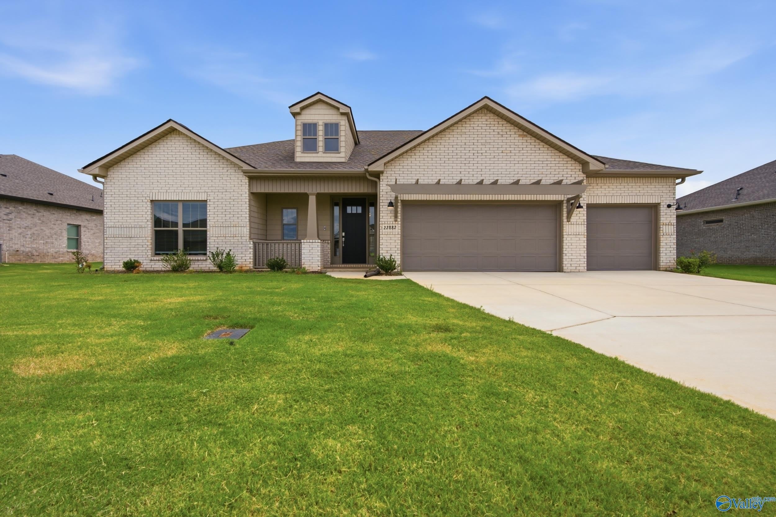 22882 Ansley Drive – photo 1