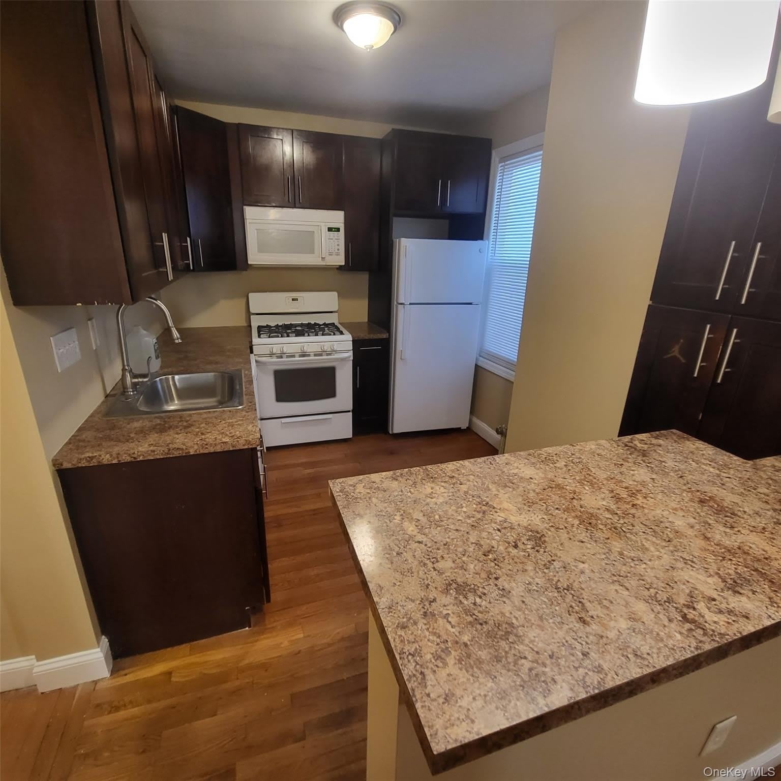 607 S 5th Avenue – photo 2
